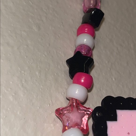 Monster High Draculaura Kandi/Perler Necklace - Picture 3 of 3